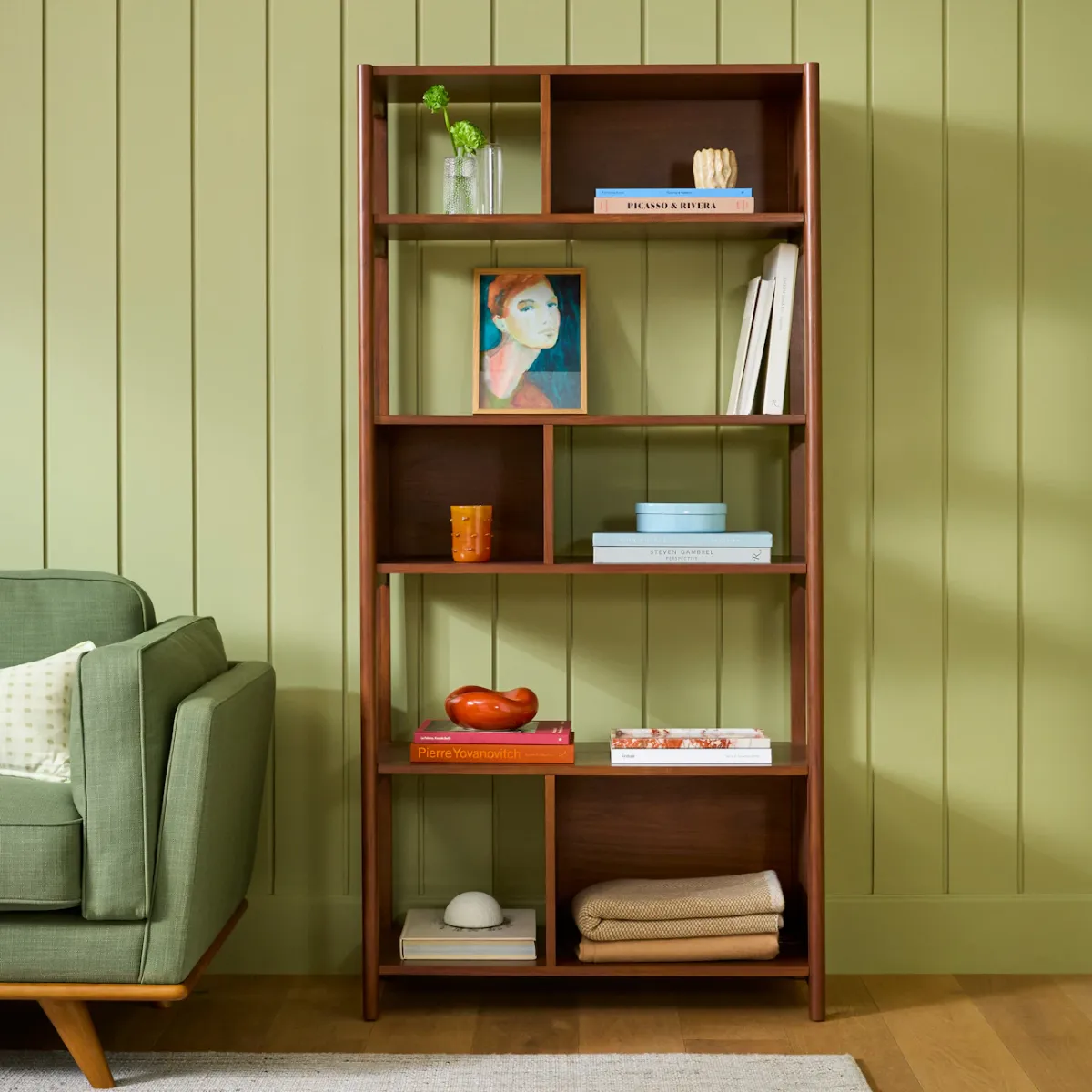 DAMA BOOKCASE